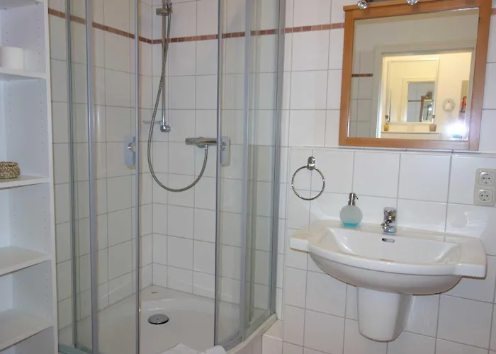 Cecilie - 500 M Bis Zum *